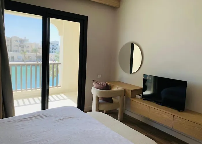New Overlooking The Marina In Elgouna * Gurdaka